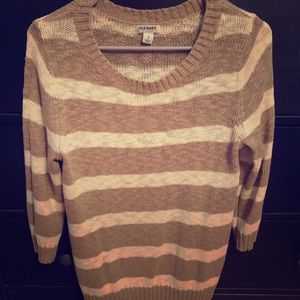Old navy sweater